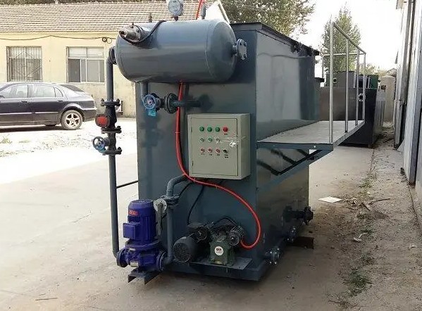 溶氣式氣浮機(jī)工作原理是什么樣的，我總結(jié)了三點(diǎn)，看看你知道不？02